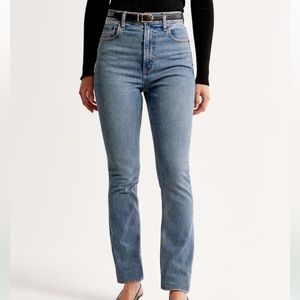 Abercrombie & Fitch Ultra High Rise Slim Straight Jean Medium Wash 29W Long